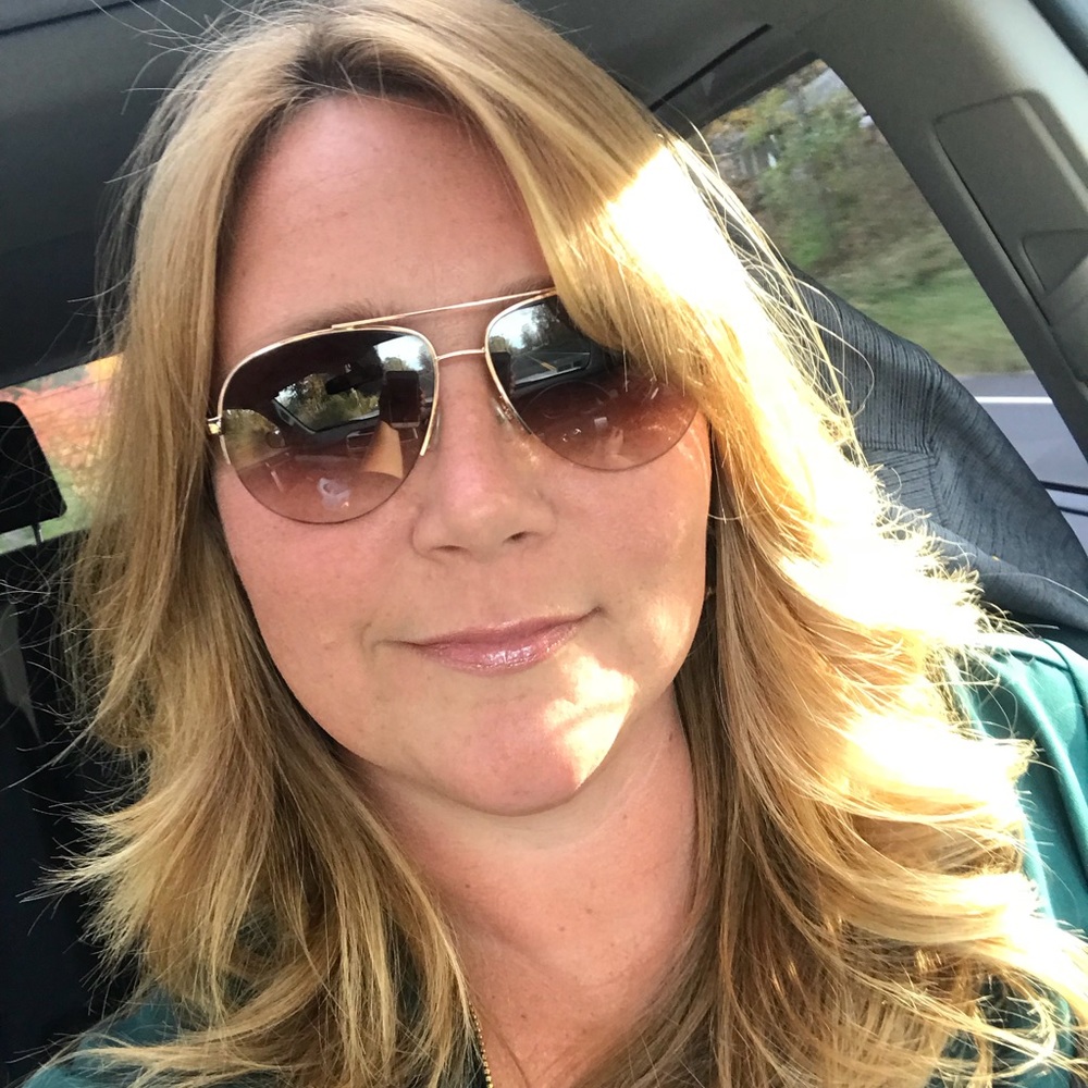 Meet your Posher, Keri
